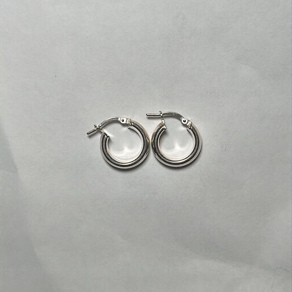 SALE! Sterling Silver 925 mini hoop earrings super cute